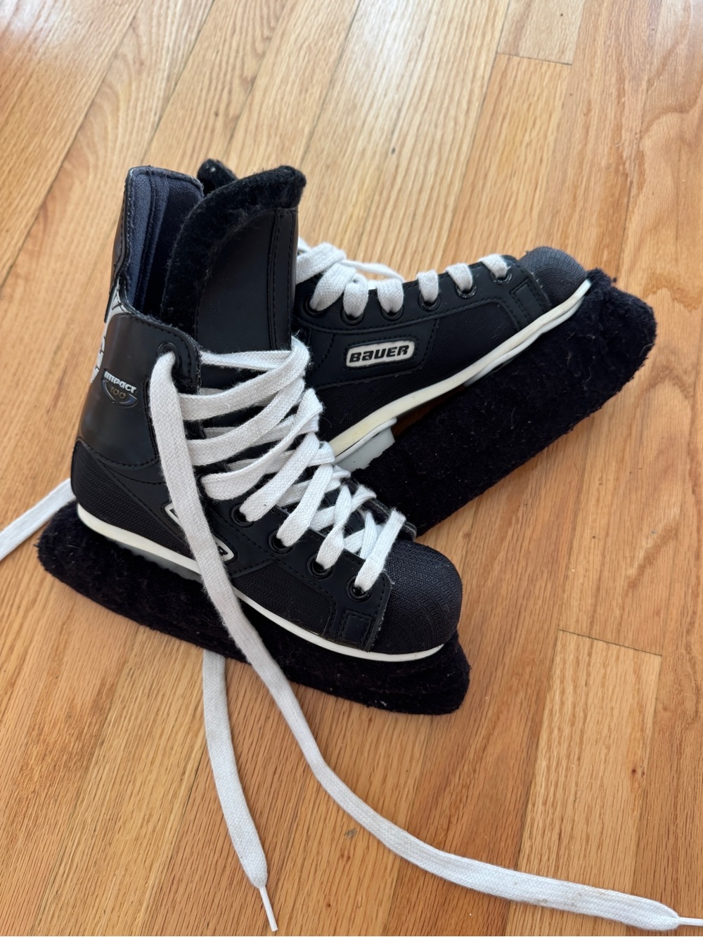 Bauer Black Hockey Skates with White Laces kids 12